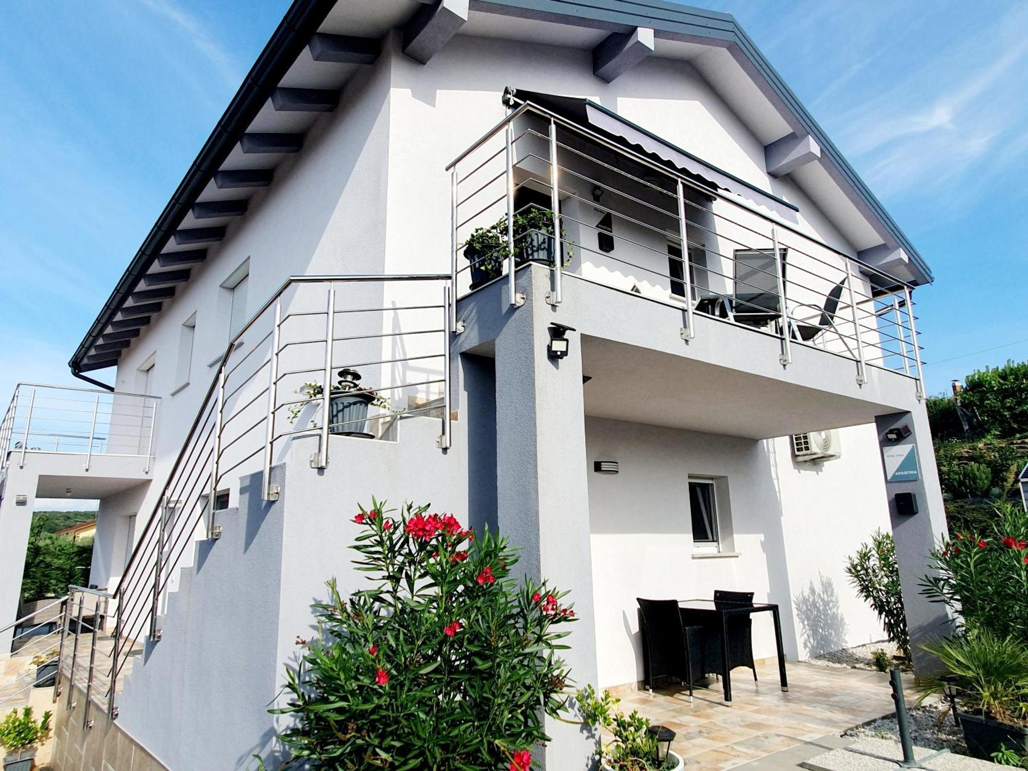 Villa Ines Zgornje Skofije Exterior photo
